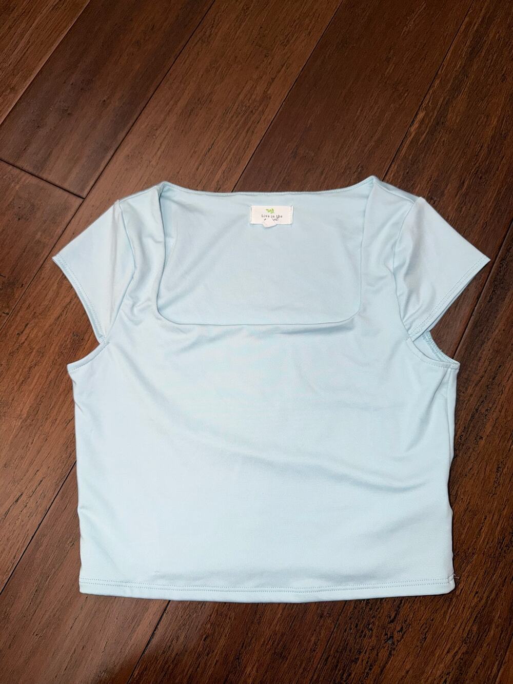 Live in the Moment Square Neck Crop Top M Medium